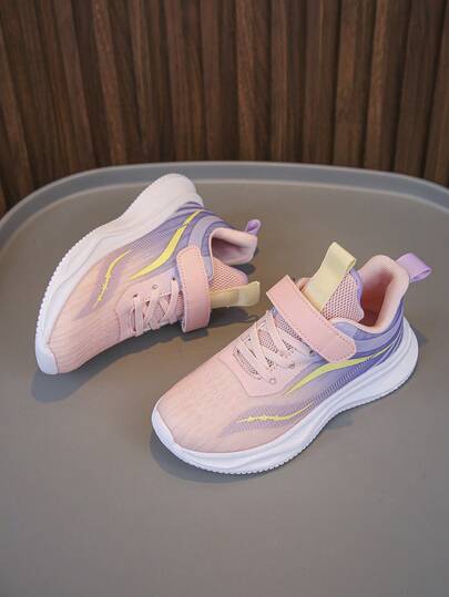 Nuevos zapatos deportivos de moda para niñas con suela suave antideslizante y ligera, zapatos casuales de running súper suaves y transpirables para niños, de tela de malla versátil y cómoda, con elementos de impresión 3D de alta gama, suela ultraligera de EVA adecuada para el uso diario, estudiantes y correr