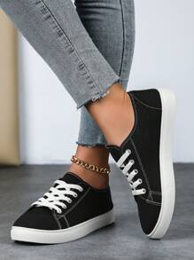 Zapatillas de lona casuales para hombres, zapatillas de deporte con cordones planos, zapatos de moda respirables de unicolor para ocio al aire libre en negro, amarillo, rojo, blanco, rojo naranja, negro y blanco, marrón, caqui, rosa - Blanco y Negro - Ver 5