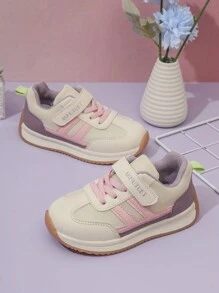 1 双男女款时尚休闲柔软透气轻便运动鞋，适合春夏秋季