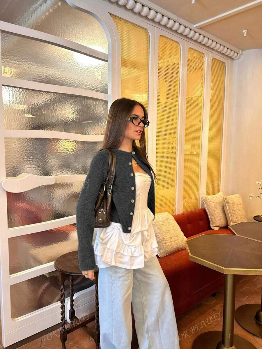 Autumn And Winter New Women's Round Neck Small Shell Twisted Buckle