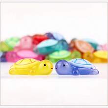 5/10 piezas Mini tortuga que brilla en la oscuridad, figura decorativa luminosa de criatura marina modelo, color aleatorio - Multicolor - Ver 9