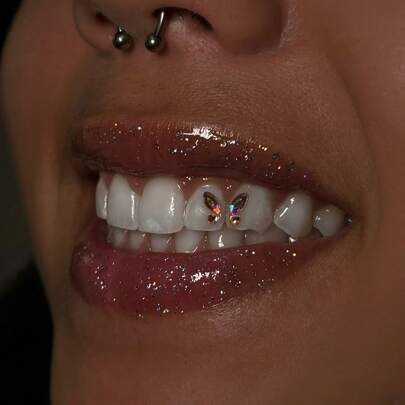 20 piezas Conjunto de joyería dental de mariposa Y2K de oro champán y colores variados, decoración dental brillante con efecto de diamante de imitación, accesorios dentales de estilo kawaii lindo, para uso diario, fiestas, regalos (excluye pegamento)