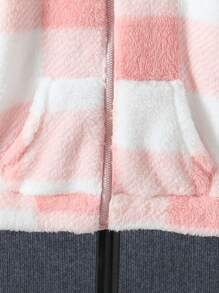 Tween Girl Oversized Plaid Fuzzy Cardigan, Warm For Winter, Suitable For Everyday Occasions