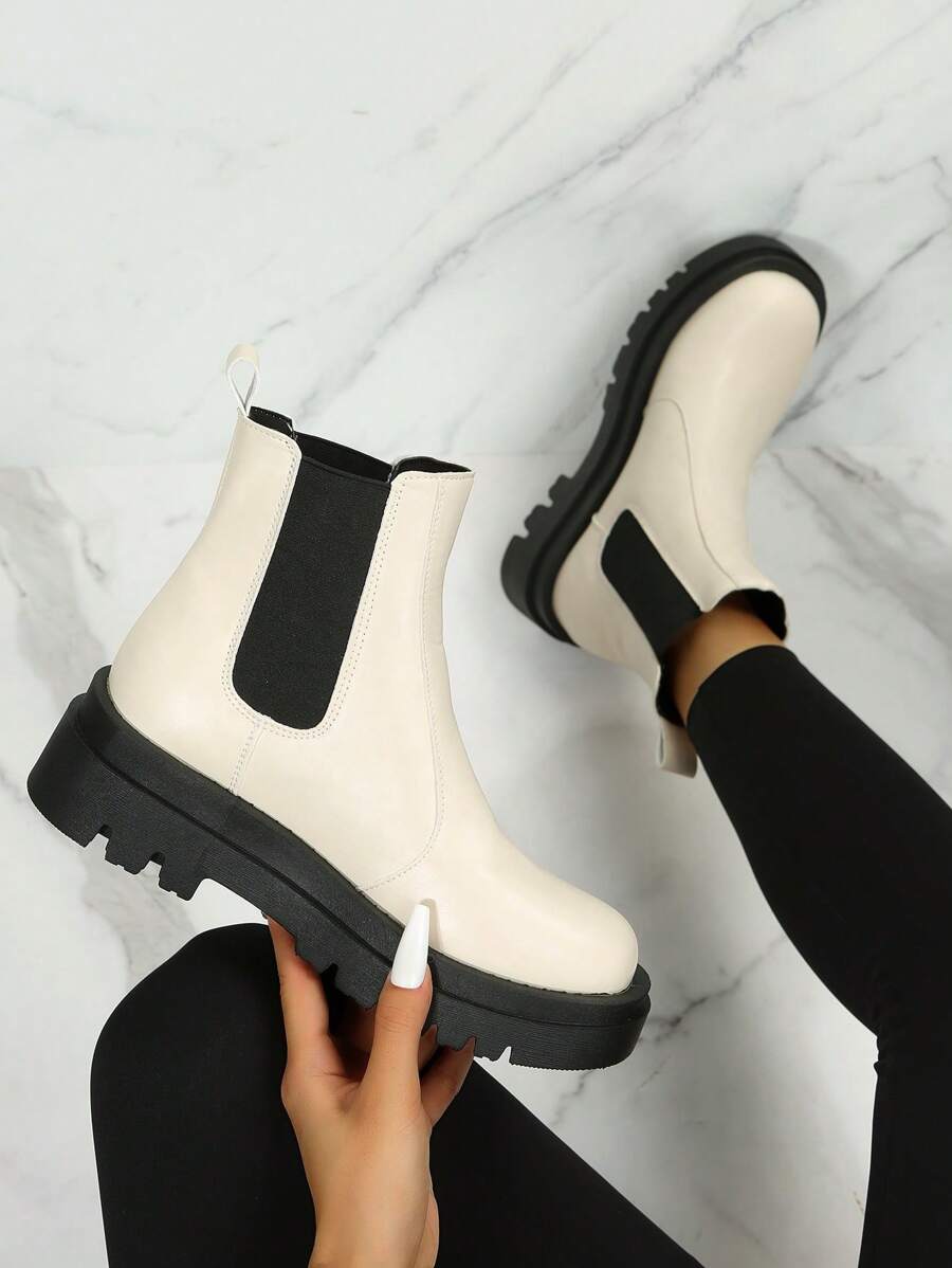 Fall/Winter 2025 Retro British Style Slip-On Platform Ankle Boots, Chunky Round Toe Chelsea Short Boots, Mid-Heel,Match Cardigan