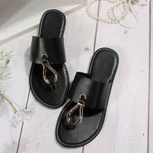 Summer European And American Classic Flat Sandals. Fashionable And Versatile. Wearing It, You Will Be The Most Beautiful Girl In The Summer