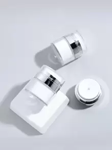 1 pièce Bouteille de crème visage sous vide de style pompe, portable, contenant de plastique blanc de 15 ml pour hydratant, convient pour les voyages, la maison, la chambre à coucher, la salle de bain, la décoration de la maison, les accessoires de voyage, les mariages, les fêtes, les anniversaires, les cadeaux pour les hommes, les mamans, les papas, les amis, le nouvel an, les accessoires, les cadeaux amusants
