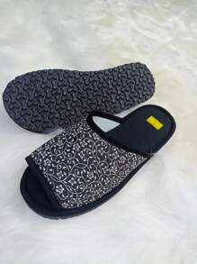 Comfortable Cloth Slippers, Bedroom Slippers, Non-Slip Sole, Printed Slippers From 34 To 40 - màu đen - Xem 2