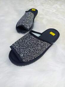 Comfortable Cloth Slippers, Bedroom Slippers, Non-Slip Sole, Printed Slippers From 34 To 40 - màu đen - Xem 1