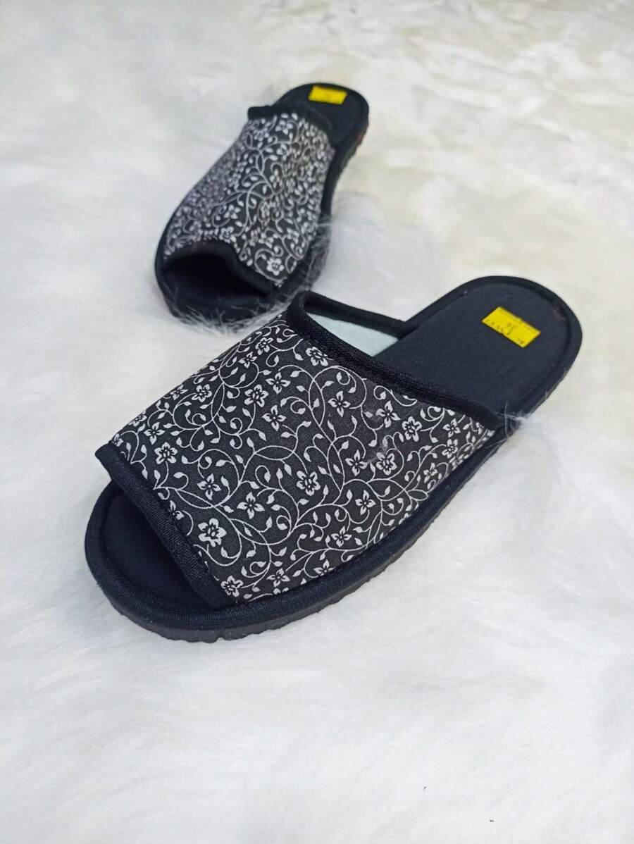 Comfortable Cloth Slippers, Bedroom Slippers, Non-Slip Sole, Printed Slippers From 34 To 40 - màu đen - Xem 1