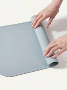 1 件定制硅胶餐垫，防水、防溢、耐热、易清洁，适合婴儿用餐垫，婴儿洗礼家庭装饰礼物，冬夜礼物，返校冬季礼物创意，男孩女孩情人节