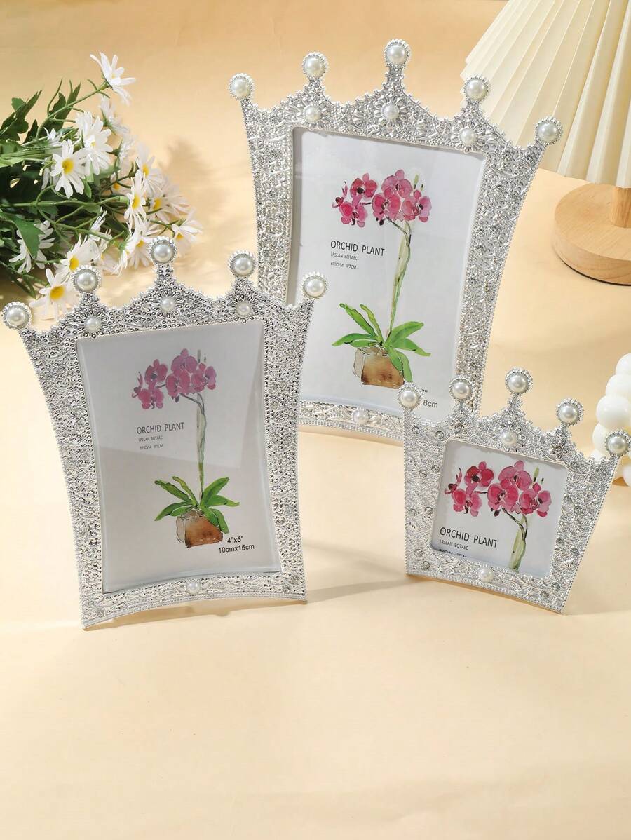 1pc Crown Shaped Photo Frame Inlaid With Faux Pearl And Rhinestone, Holds 3", 6", 7" Photos, Suitable For Room Decor, Home Decor, Halloween Decor (Photo Paper Shipped Randomly)