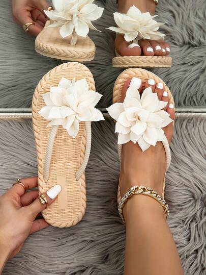 Zapatos de moda para mujer - Calzado de verano con decoración de flores de peonía, sandalias planas trenzadas de paja, chanclas casuales de playa para damas, chanclas con suela de lino sintético