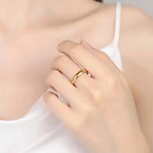 Bagues de mariage et de fiançailles simples et élégantes en acier inoxydable plaqué or 18 carats pour femmes - cadeau idéal pour la Saint-Valentin - bagues lisses sans pierres à porter au quotidien et pour les mariages - Doré - Voir 5