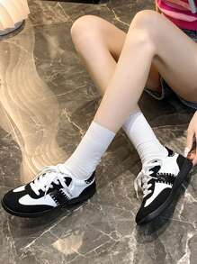 2024 Autumn Winter New Women Shoes, Comfortable Flat Casual Fashion Color Block Sports Sneakers