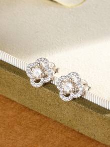 1 paire Boucles d'oreilles de mariage pour femmes en argent S925 avec pierre principale en moissanite de couleur D de 1 ct et cubic zirconia cubiques brillants en trèfle, cadeau de bijoux de luxe avec boîte