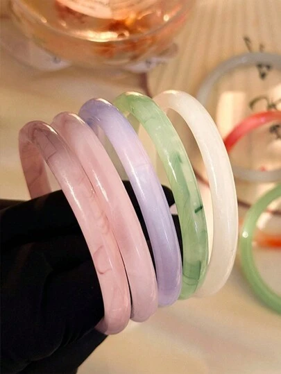 Moonfan 1 件彩色仿玉铃铛手镯，优雅的节日风格，独特的礼物，适合日常佩戴、节日、旅行、沙滩装，是送给女性、她、妻子或朋友的完美礼物，圣诞节、情人节、母亲节、新年珠宝 | 精致配饰（请根据手臂尺寸谨慎购买）