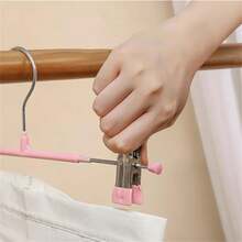 5 chiếc kẹp treo quần bằng thép không gỉ có thể điều chỉnh, chống trượt, vô hình, dễ sử dụng, thích hợp cho tủ quần áo và gia đình, áp dụng cho váy, quần, tất và đồ lót, cửa hàng quần áo, tiệm giặt là, khách sạn, nhà nghỉ - Hồng - Xem 9