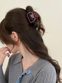 1pc Ancle Red Trapezium Hair Claw Clips Claw Barrette Hair Accessories Hair Jaw Clip Hair Clamps Hair Clutch Hair Catcher Clip, School Stuff, College Fall Winter Hair Clip Bows For Vacation Outfits Woman