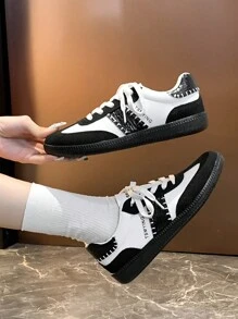 2024 Autumn Winter New Women Shoes, Comfortable Flat Casual Fashion Color Block Sports Sneakers