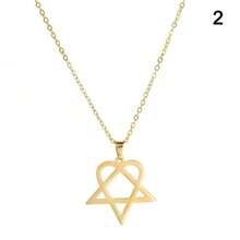 1件经典简约星心不锈钢吊坠，男女皆宜。复古闪亮硬币锁骨项链，展现个性魅力教师节