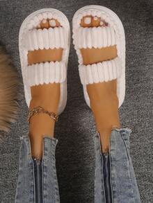 Dép đi trong nhà đế dày mềm mại có quai đôi ấm áp dành cho nữ - Xem 3