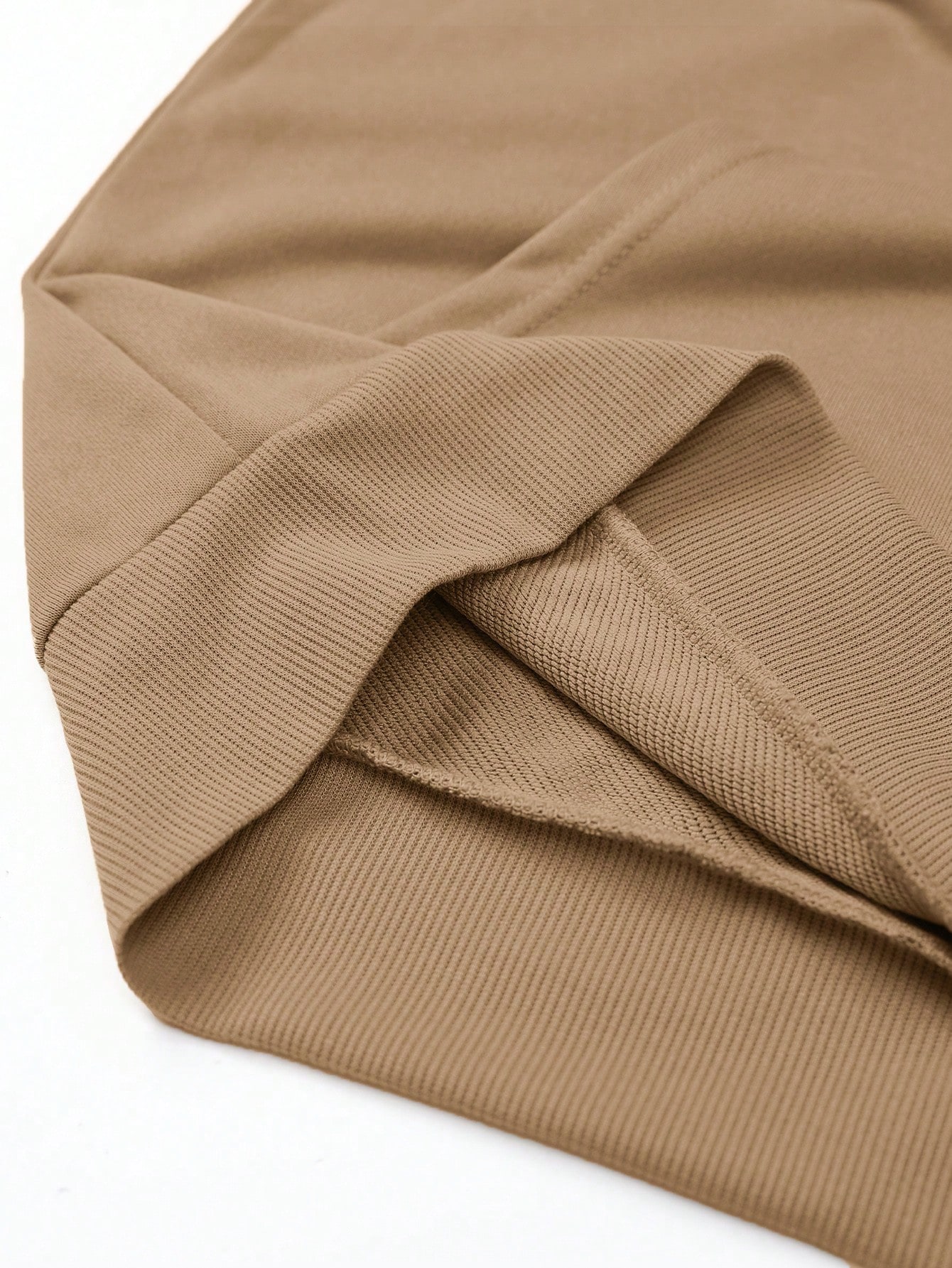 مجموعة رجالية قطعتين عبارة عن هوديي وبنطلون ذو لون...