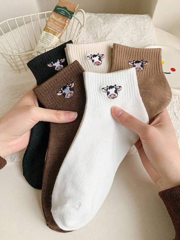 Ihaveartbyluz Artist Girlcore 5 Pairs Cartoon Cow Pattern Ankle Socks, Random Match