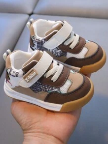 1 Pair Kids Camo Mesh Sports Shoes With TPR Rubber Non-Slip Sole For Outdoor Activities, Suitable For Toddlers