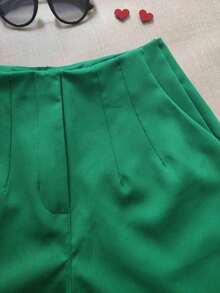 Layeras New Women's Shorts With Zipper On The Left, No Pocket And No Elastane Cold Weather Material - 綠色 - 查看 2