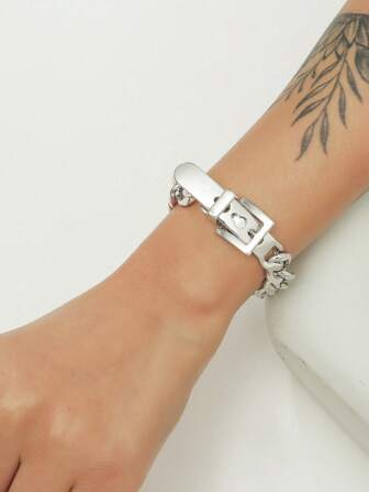 Buckle Design Bracelet