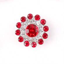 50 Stücke/Packung, Silber Basis, 14MM runde Blumen-Kristallnieten, funkelnde Strass-Verzierungen zum Aufkleben oder Aufnähen für Kleidung, Taschen, Schuhe