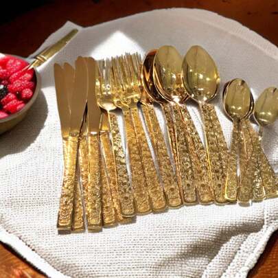 Faqueiro de Inox De Luxo Talheres Dourado Trabalhado faca de Mesa Colher de Mesa Colher de Sobremesa Garfo de Mesa 24peças