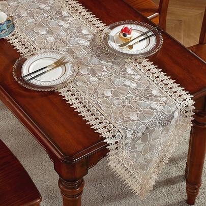 100% 涤纶面料，全刺绣，卡其色桌旗/餐垫，刺绣工艺，餐桌旗/餐垫，家居装饰，节日装饰，适合所有季节，书桌，咖啡桌，梳妆台，装饰，家居桌旗，垫子，客厅，卧室，庭院，室内室外，户外家具，露营，别墅，节日，派对，家庭聚会，节日装饰，派对/婚礼装饰，1 件