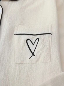 女士长袖上衣和裤子两件套睡衣套装，休闲宽松爱心印花家居服，适合居家和户外活动，秋季、秋冬季服装