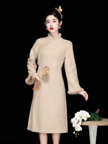 Women's Apricot Vintage Embroidered Mink Fur Collar Elegant Romantic Qipao Dress, Winter Long Sleeve Chinese Dress - Apricot - View 2