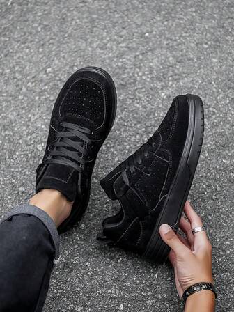 Men's Simple Style Black Personalized Patchwork Comfortable Casual Sneakers, Romantic College Chic Low-Top Skate Shoes, Fashionable Outdoor Hiking Couple Shoes