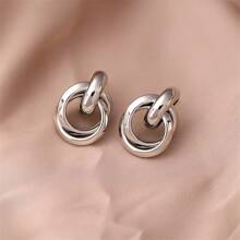 互锁心形不锈钢耳环，适合日常佩戴 - 銀色 - 查看 1