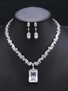 1 套 3 件奢华方晶锆石珠宝项链和耳环套装，适合新娘婚纱、典礼派对穿着
