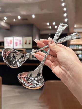 2 件装不锈钢汤勺，带长柄和鱼鳞设计，适合餐厅和家庭使用圣诞礼物