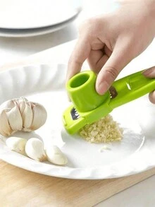 1pc Stainless Steel Multi-Function Ginger & Garlic Grinder - Premium Garlic Mincer, Innovative Garlic Crusher With Comfortable Handle - Multicolor - View 3