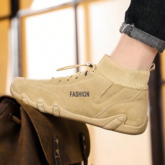 男士休闲时尚纯色高帮运动靴，舒适透气，适合秋冬季日常穿着