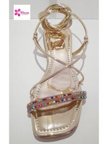 TIE-UP FLAT SANDAL WITH 2 COLORFUL RHINESTONES STRAPS - 金色 - 查看 2