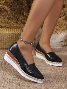 Women Fashion Woven Straw Pointed Toe Thick Sole Slip-On Loafers Wedge Heel Comfortable Platform Shoes