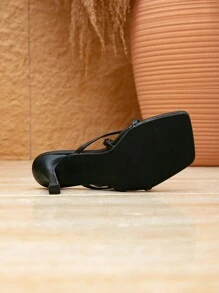 Wide Fit Women Fashion Comfort Black Square Toe Multi-Strap Thong Backstrap Mid-Heel Plus Size Ladies High Heel Sandals