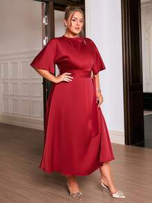 Sollinarry Elegantes Midi-Kleid in Große Größen für Frauen, einfarbig, mit Schulter-Ausschnitt im französischen Stil, passend als Hochzeitsgast-Outfit, Sommer