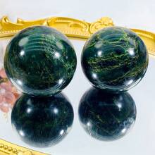 1 个绿色天然水晶抛光球非常适合冥想和家居装饰 - 多色 - 查看 11