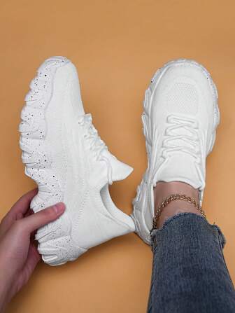 Women's Spring/Summer New Arrival Solid Color Comfortable, Breathable, Anti-Slip & Wear-Resistant Sports Running & Casual Shoes