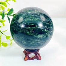 1 个绿色天然水晶抛光球非常适合冥想和家居装饰 - 多色 - 查看 14