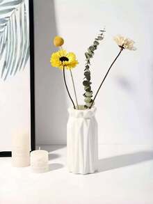 1 chiếc bình hoa trang trí màu trắng theo phong cách Scandinavia, thích hợp cho văn phòng, phòng ngủ, phòng ăn, nhà bếp, có thể dùng để trang trí hoa giả, không bị biến dạng hoặc phai màu, trang trí nhà cửa, bình hoa, đồ trang trí ở giữa bàn, trang trí bàn ăn, trang trí nhà cửa, trang trí nhà bếp, trang trí Halloween, trang trí phòng, trang trí Giáng sinh, trang trí tiệc, đồ thủ công trang trí, đồ trang trí bàn làm việc, đồ trang trí bàn, quà tặng tiệc, đồ trang trí Halloween, đồ trang trí Giáng sinh, quà tặng Halloween, quà tặng Giáng sinh. - Nhiều màu - Xem 1