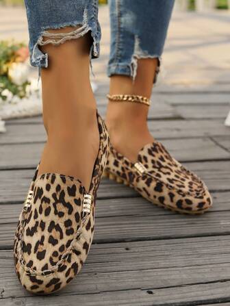 秋冬新款休闲乐福鞋一脚蹬鞋，百搭舒适透气度假金属扣拼接手工蕾丝平底便士鞋，豹纹面料软底女士休闲平底鞋，女式运动鞋